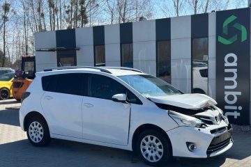 2.0D-4D  124KM 2014r. 7-os.auto zarejestrowane i ubezpieczone w Polsce